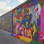 Upstalsboom Friedrichshain 4*