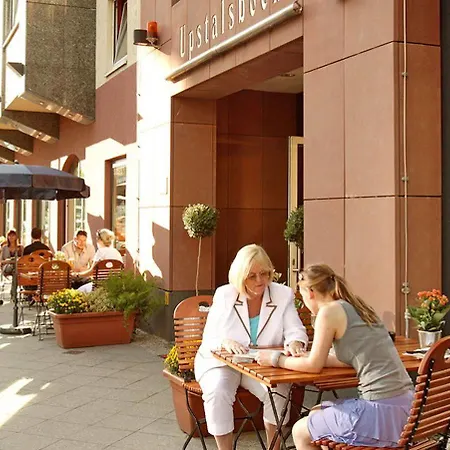 Отель Upstalsboom Friedrichshain 4*