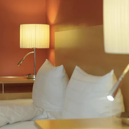 Hotell Upstalsboom Friedrichshain 4*