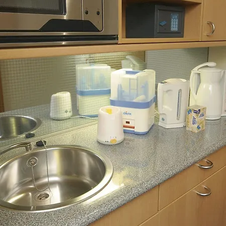 Отель Upstalsboom Friedrichshain 4*