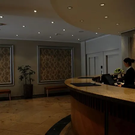 Upstalsboom Friedrichshain Hotell 4*