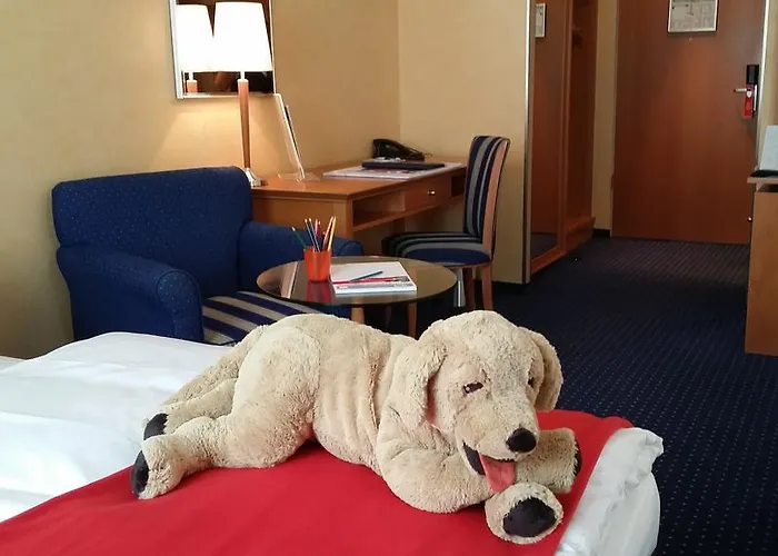 Hotel Upstalsboom Friedrichshain 4*