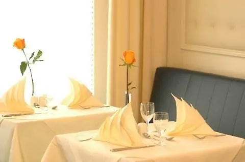 Szálloda Upstalsboom Friedrichshain 4*